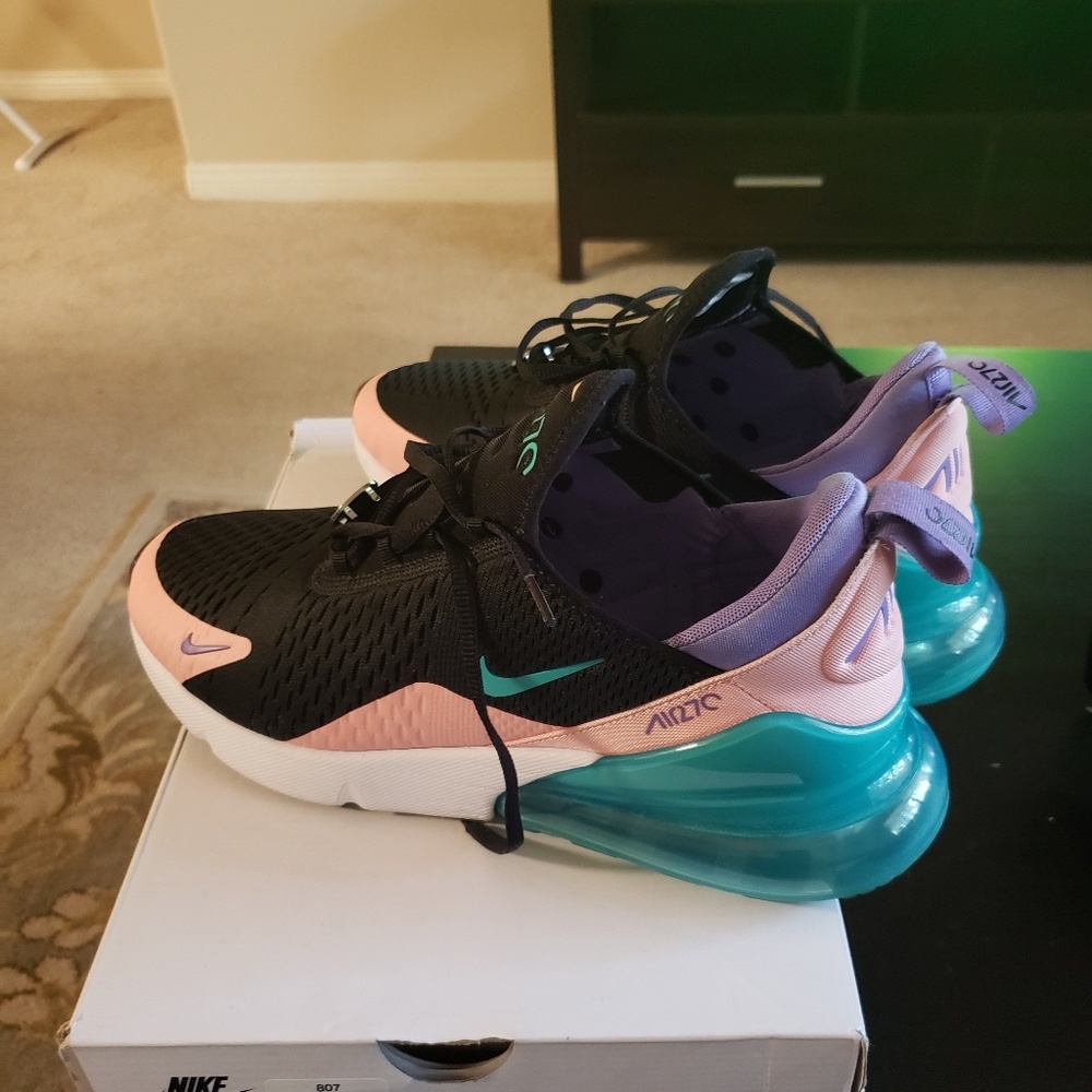 Nike Air Max 270 Size 12